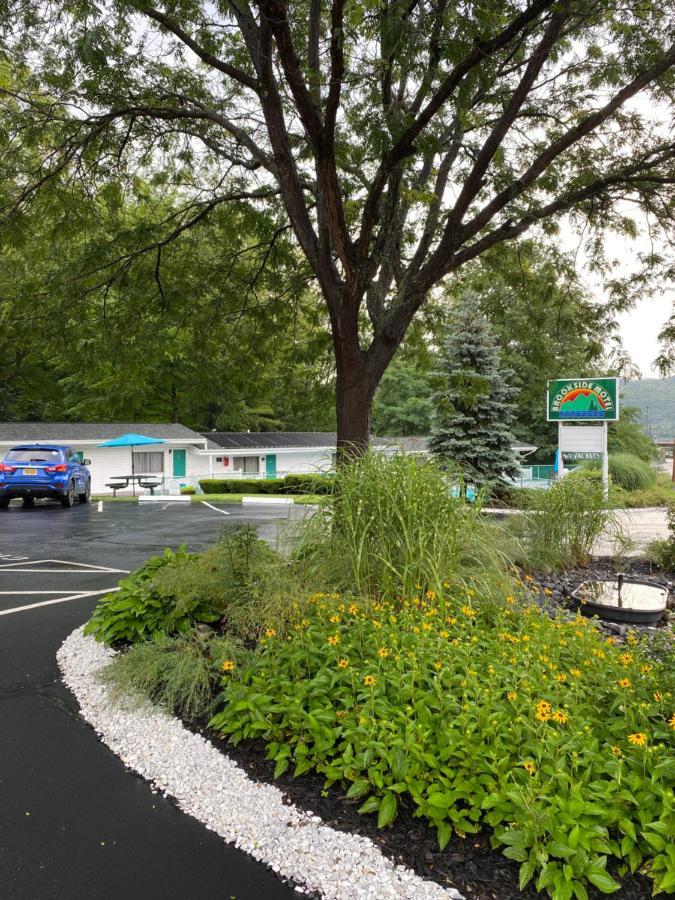 Brookside Motel & Cabins Lake George Exterior photo